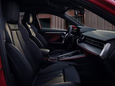 Nuevo Audi A3 listo para su entrega en Sevilla, Huelva, Dos Hermanas, Badajoz, Cáceres, Fuente de Cantos, Córdoba | Grupo Avisa