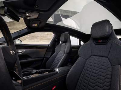 Nuevo Audi e-tron GT listo para su entrega en Sevilla, Huelva, Dos Hermanas, Badajoz, Cáceres, Fuente de Cantos, Córdoba | Grupo Avisa