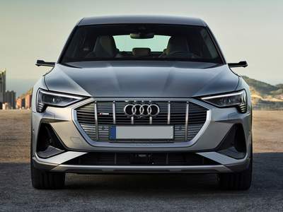 Nuevo Audi e-tron listo para su entrega en Sevilla, Huelva, Dos Hermanas, Badajoz, Cáceres, Fuente de Cantos, Córdoba | Grupo Avisa