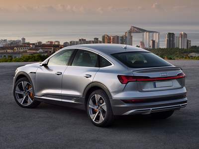 Nuevo Audi e-tron listo para su entrega en Sevilla, Huelva, Dos Hermanas, Badajoz, Cáceres, Fuente de Cantos, Córdoba | Grupo Avisa