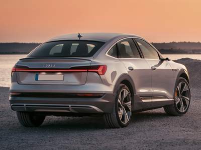 Nuevo Audi e-tron listo para su entrega en Sevilla, Huelva, Dos Hermanas, Badajoz, Cáceres, Fuente de Cantos, Córdoba | Grupo Avisa