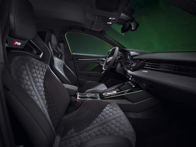 Nuevo Audi RS 3 Sportback listo para su entrega en Sevilla, Huelva, Dos Hermanas, Badajoz, Cáceres, Fuente de Cantos, Córdoba | Grupo Avisa