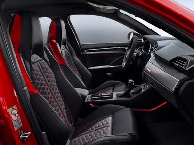 Nuevo Audi RS Q3 listo para su entrega en Sevilla, Huelva, Dos Hermanas, Badajoz, Cáceres, Fuente de Cantos, Córdoba | Grupo Avisa