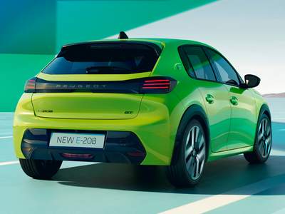 Nuevo Peugeot e-208 listo para su entrega en Alcañiz | Grupo Esbacar