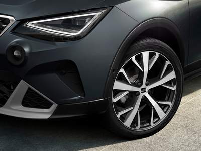 SEAT Arona - 9