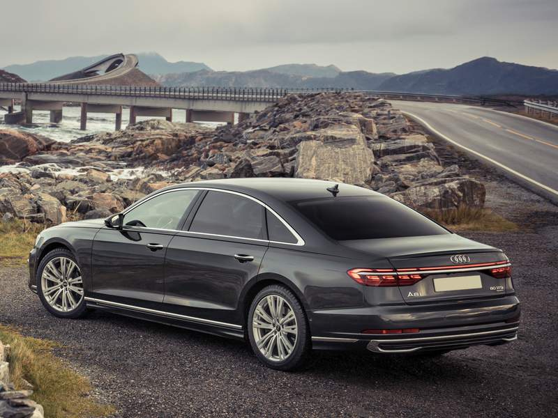 Detalles del nuevo Audi A8 en venta en Córdoba, Sevilla, Huelva, Badajoz, Cáceres