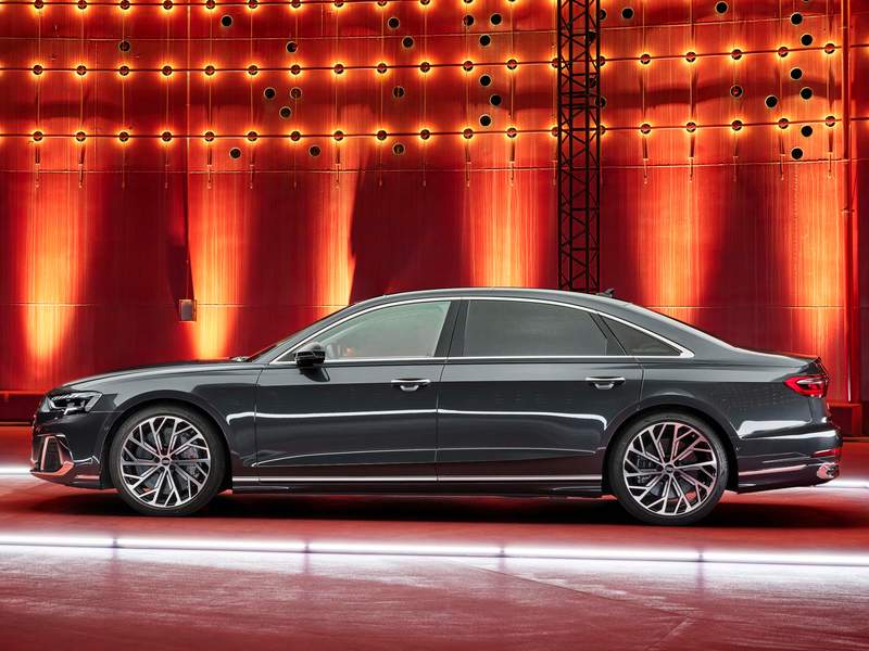 Detalles del nuevo Audi A8 en venta en Córdoba, Sevilla, Huelva, Badajoz, Cáceres