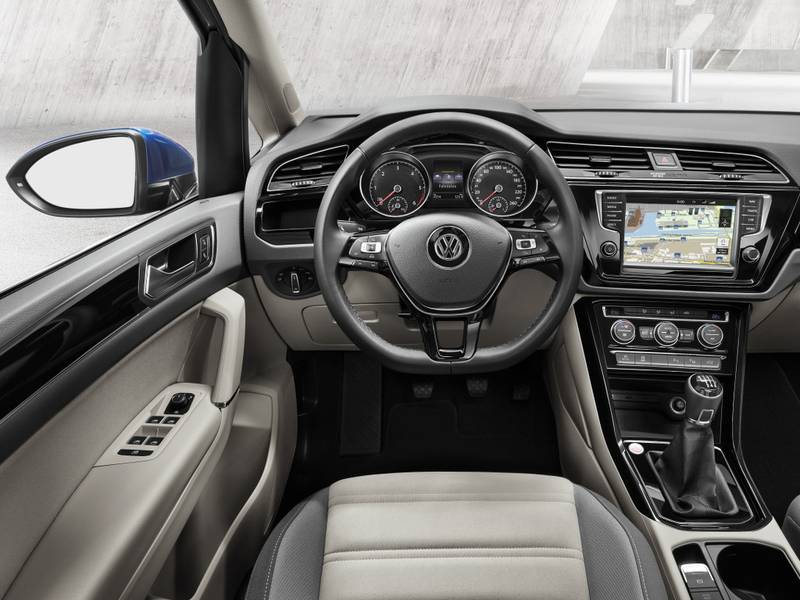 Detalles del nuevo Volkswagen Touran en venta en Córdoba, Sevilla, Huelva, Badajoz, Cáceres