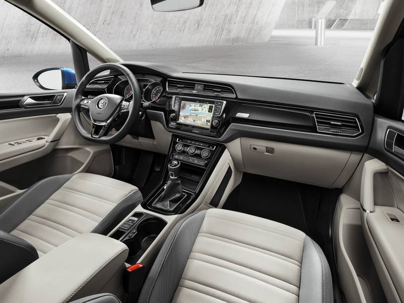 Detalles del nuevo Volkswagen Touran en venta en Córdoba, Sevilla, Huelva, Badajoz, Cáceres