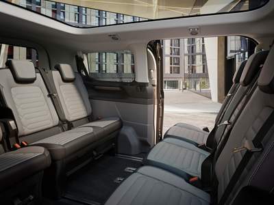 Ford E-Tourneo Custom neuve disponible à Corbeil-Essonnes, Saint-Maximin , Sarcelles , Sartrouville, Jaux, Beauvais, Cergy, Sarcelles, Vauchelles-les-Quesnoy, Beauvais Tillé, Saint-Gratien, Sartrouville , Saint-Ouen l'Aumône , Pierrelaye , Villaines-sous-Bois , Roissy-en-France , Garges-lès-Gonesse , Garges-Lès-Gonesse , Jaux Compiègne , Beauvais , Morigny-Champigny, Brétigny-sur-Orge , Laon , Saint-Quentin , Amiens , Vauchelles-Les-Quesnoy , Morangis , Cergy Saint-Christophe  , Saint-Ouen l'Aumône | Jallu-Berthier