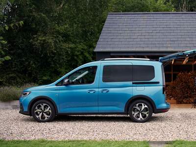 Ford Tourneo Connect neuve disponible à Corbeil-Essonnes, Saint-Maximin , Sarcelles , Sartrouville, Jaux, Beauvais, Cergy, Sarcelles, Vauchelles-les-Quesnoy, Beauvais Tillé, Saint-Gratien, Sartrouville , Saint-Ouen l'Aumône , Pierrelaye , Villaines-sous-Bois , Roissy-en-France , Garges-lès-Gonesse , Garges-Lès-Gonesse , Jaux Compiègne , Beauvais , Morigny-Champigny, Brétigny-sur-Orge , Laon , Saint-Quentin , Amiens , Vauchelles-Les-Quesnoy , Morangis , Cergy Saint-Christophe  , Saint-Ouen l'Aumône | Jallu-Berthier