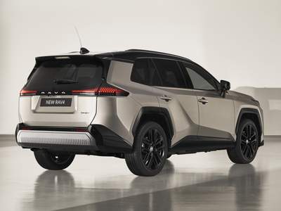 Toyota RAV4 Hybride Rechargeable neuve disponible à  | Groupe Vauban
