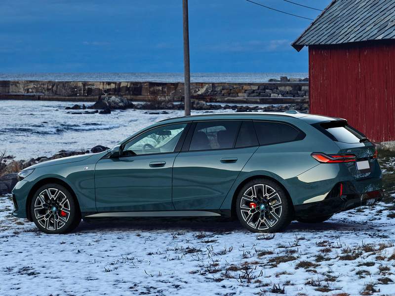 Vue détaillée | BMW i5 Touring neuve à vendre à 