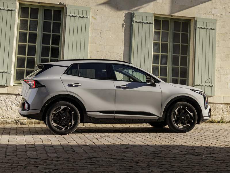 Vue détaillée | Kia Sportage HEV neuve à vendre à Finistère, Côtes-d'Armor, Morbihan, Mayenne, Il...