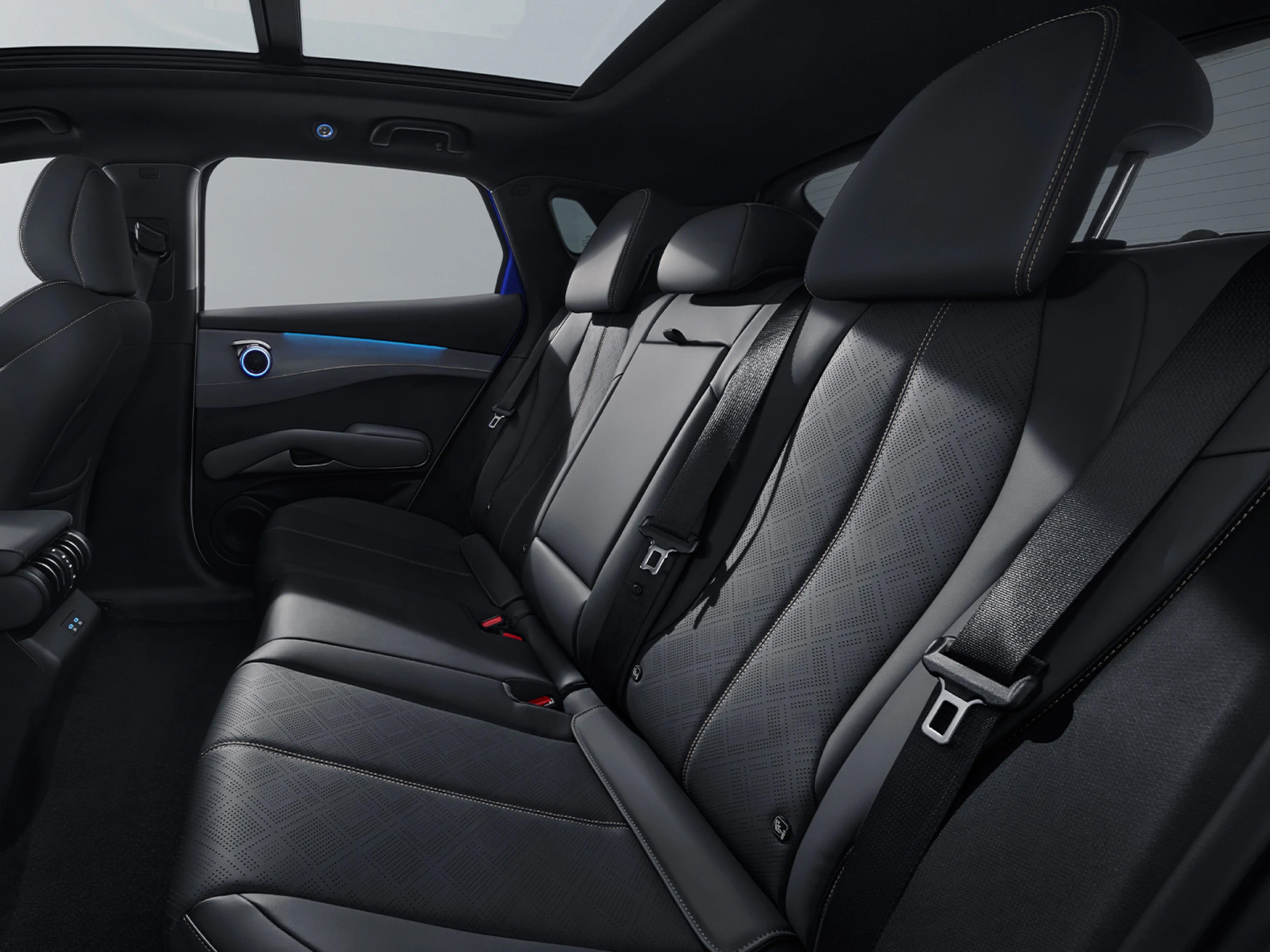 BYD ATTO 3 EVO à partir de 399 € TTC/mois 3 Pyrénées-Atlantiques