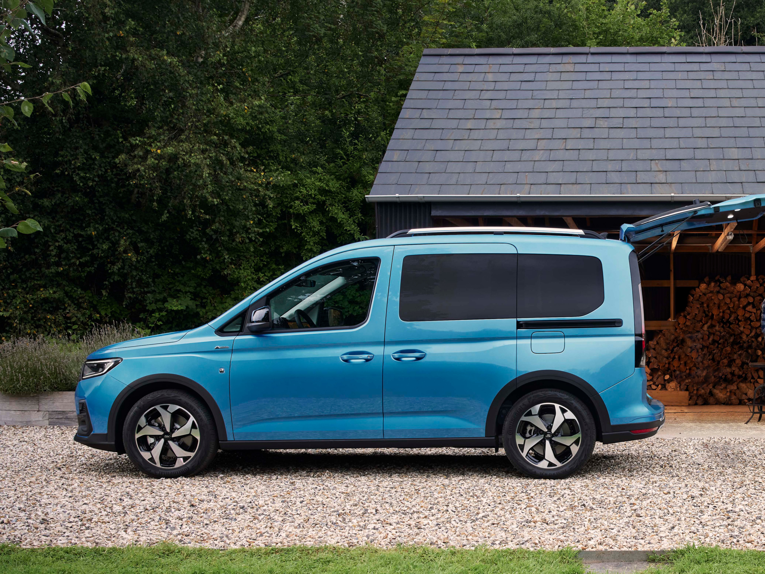 Tourneo Connect PHEV à partir de 589€/mois 4 Essonne