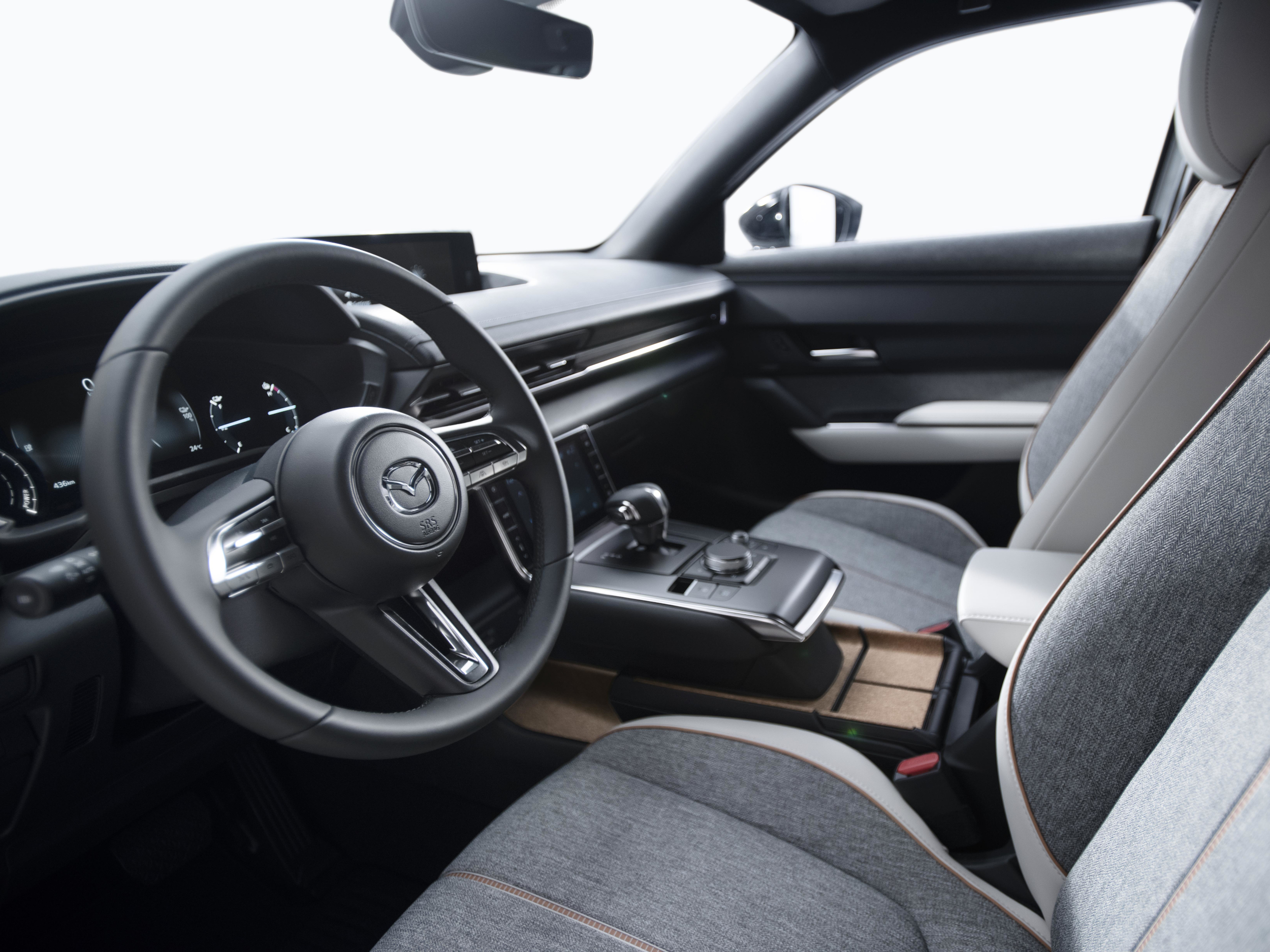 Mazda MX-30 R-EV dès 249 €/mois 2 Pyrénées-Atlantiques