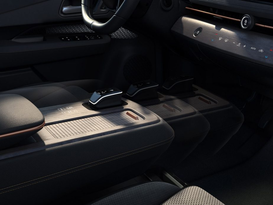 Achat Comptant NISSAN ARIYA DÈS 32 947€⁽⁵⁾ 6 