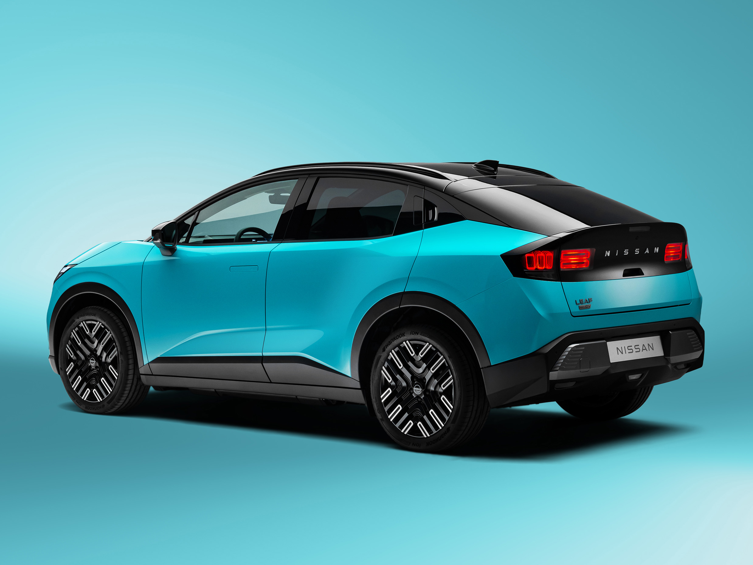 Location Longue Durée NOUVELLE NISSAN LEAF DÈS 249€ / MOIS⁽¹⁾ 5 