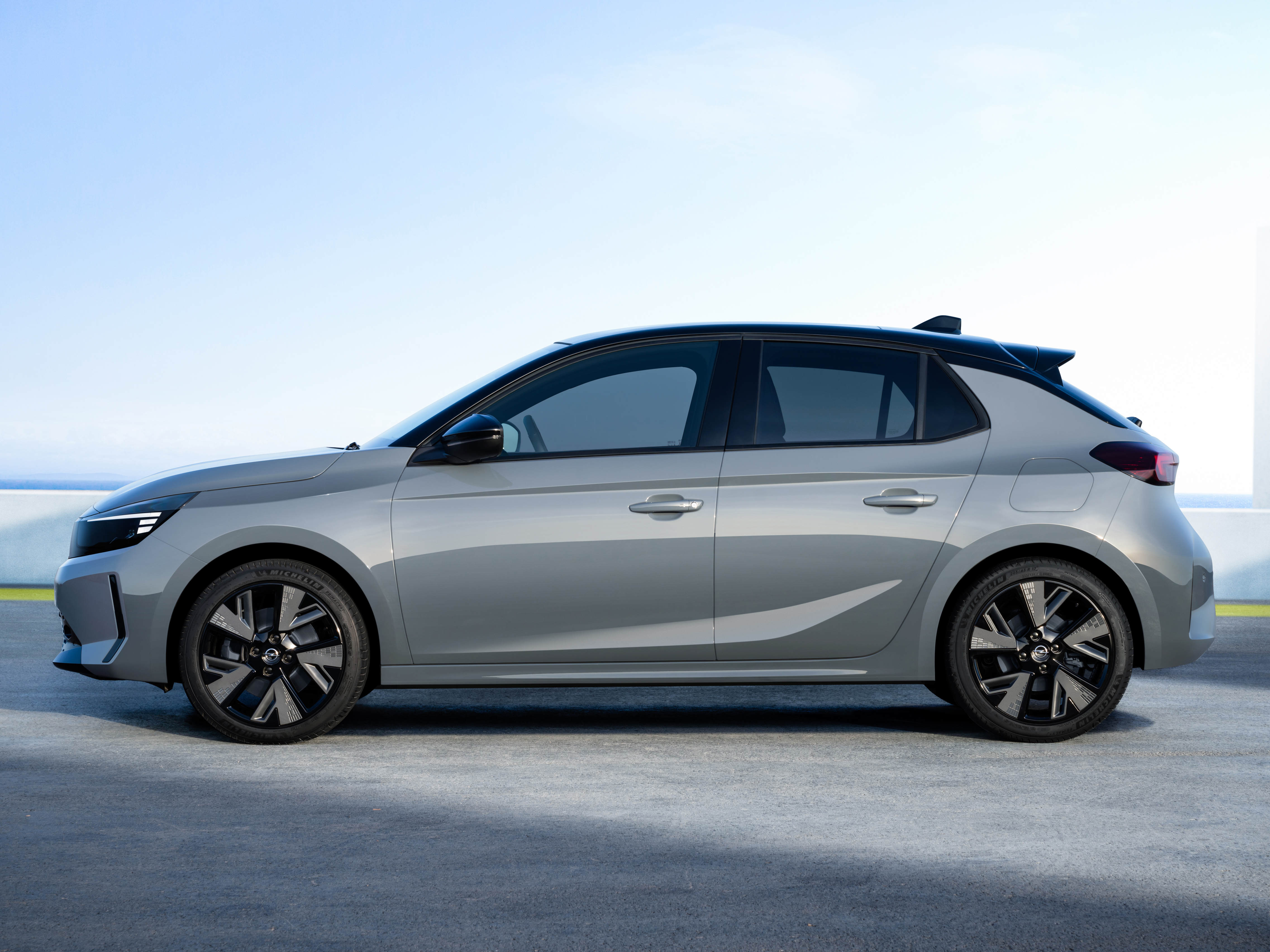 Corsa Colour Electric à partir de 229€/mois 4 Pyrénées-Atlantiques