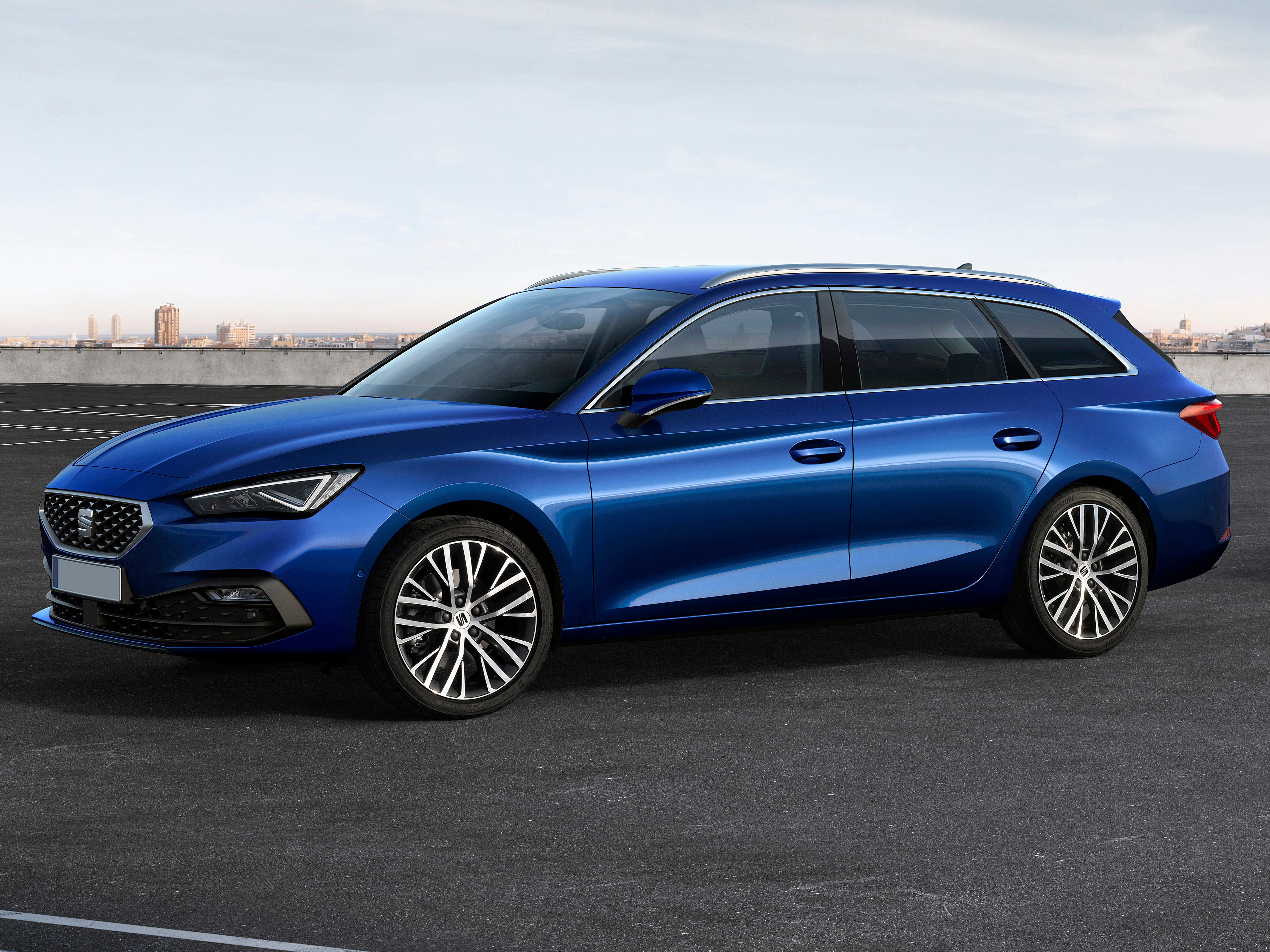 SEAT Leon sportstourer Style eHybrid à partir de 519€/mois 8 Essonne