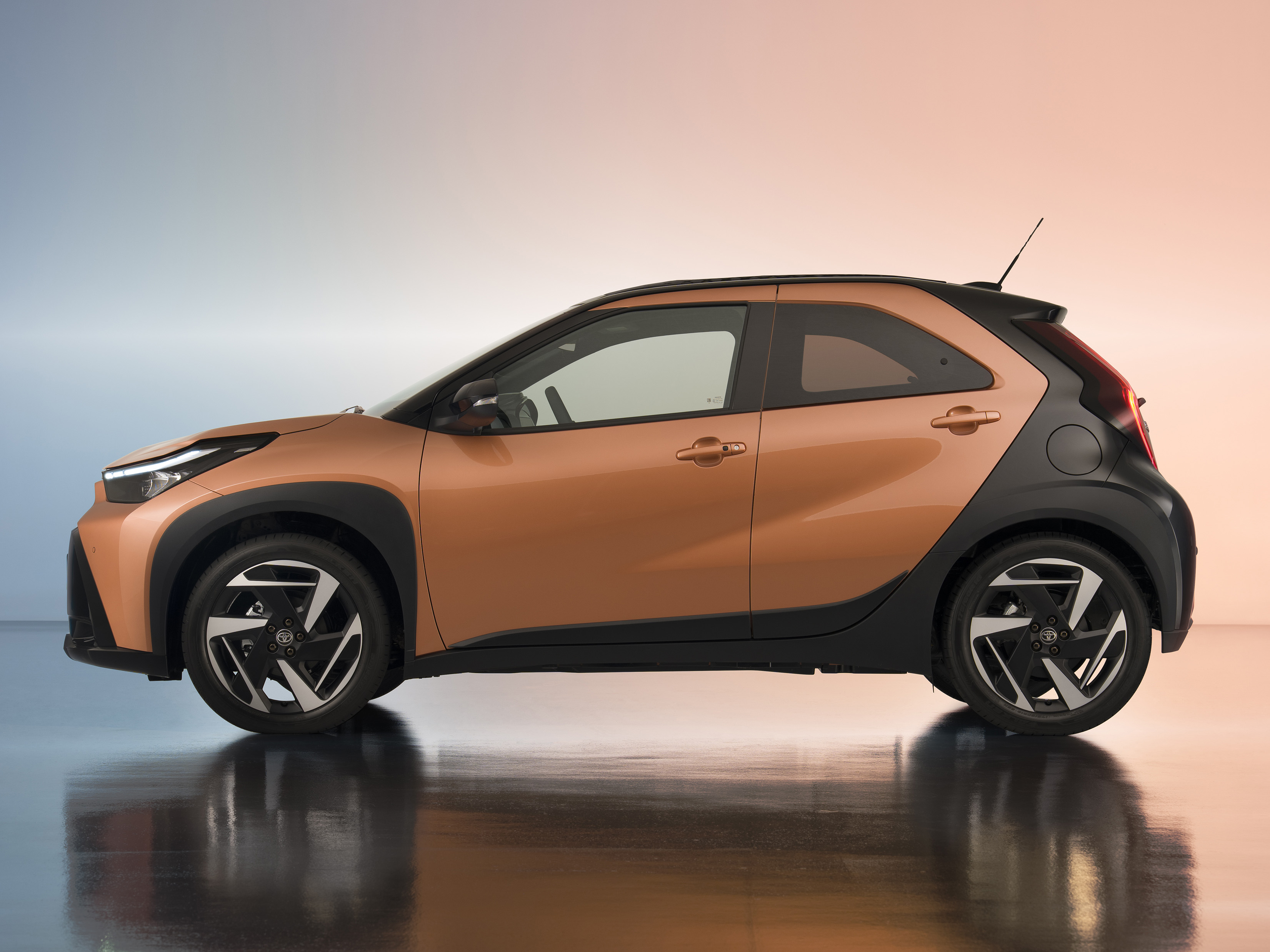 Toyota Aygo X Hybride à partir de 169€/mois 4 