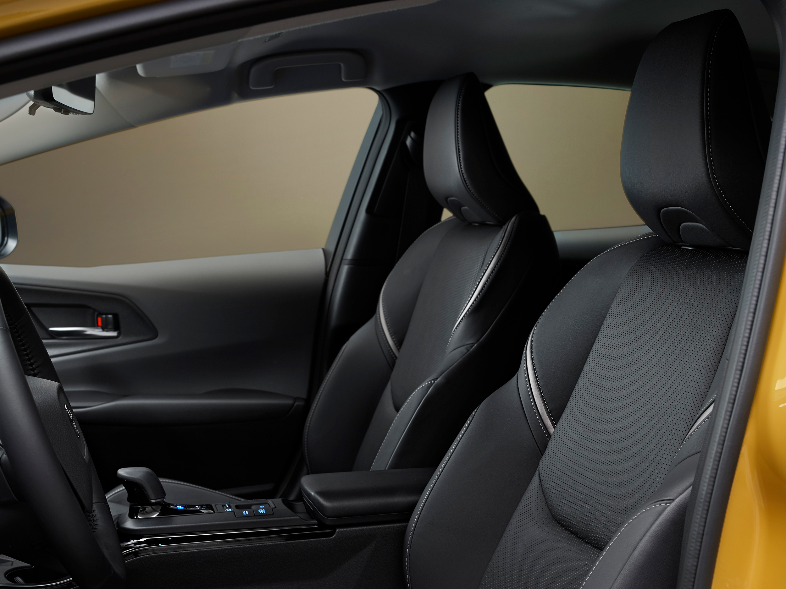 Toyota Prius Hybride Rechargeable à partir de 299€/mois(1) 3 
