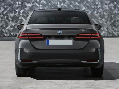 Nuova BMW Serie 5 in pronta consegna a  | M.Car