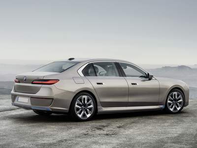 Nuova BMW i7 in pronta consegna a  | M.Car