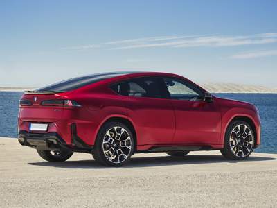 Nuova BMW iX4 in pronta consegna a  | M.Car