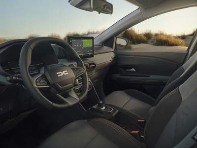 Nuova Dacia Jogger in pronta consegna a Castenedolo (Brescia), San Zeno Naviglio (Brescia), Brembate, Bergamo , Cremona, Coccaglio (Brescia), Curno (Bergamo) | Gruppo Carmeli