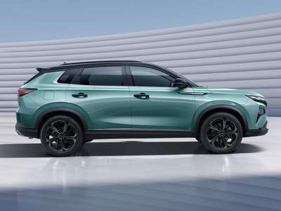 Nuova Dongfeng Huge in pronta consegna a Lucca, Prato, Casalguidi | Lupi Auto 