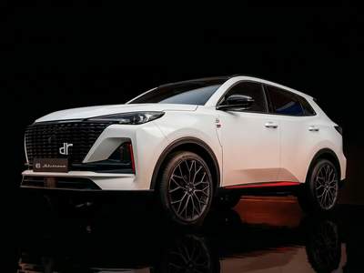 Nuova DR AUTOMOBILES DR 6 Stilnovo in pronta consegna a Milano, Padova | Gruppo Fassina