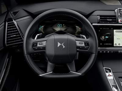 Nuova DS DS 7 in pronta consegna a Lamezia Terme | Paradiso Group