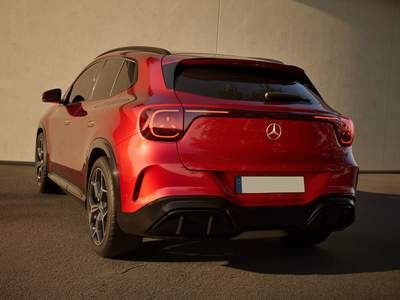 Nuova Mercedes-Benz GLA in pronta consegna a Lamezia Terme | Paradiso Group