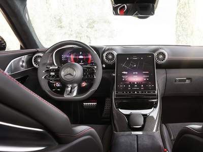 Nuova Mercedes-Benz SL in pronta consegna a Lamezia Terme | Paradiso Group