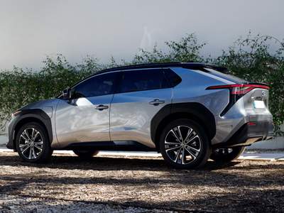 Nuova Toyota bZ4X in pronta consegna a FROSINONE, Genzano di Roma, Frascati | Gruppo Corvi