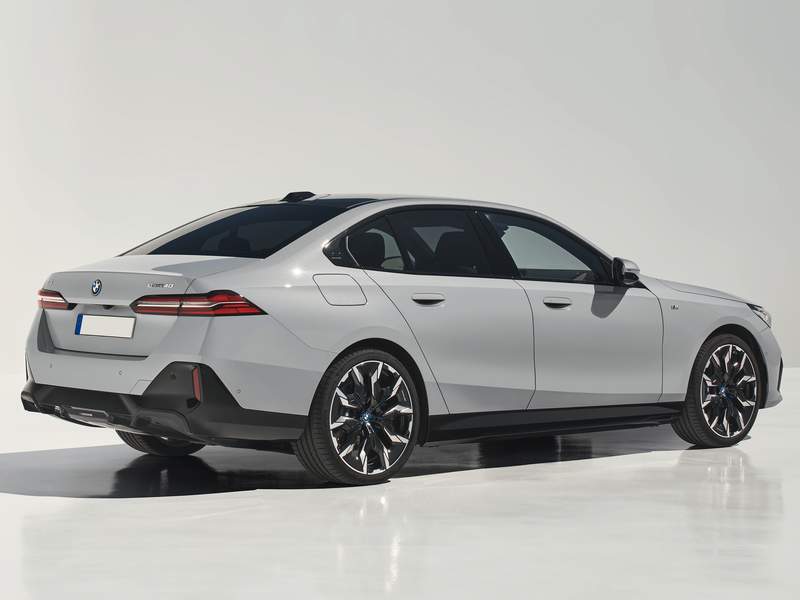 Dettagli nuova BMW i5 in vendita a 