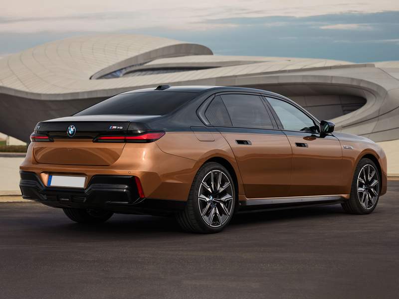 Dettagli nuova BMW i7 M in vendita a 