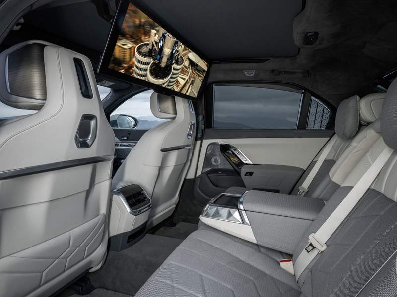 Dettagli nuova BMW i7 in vendita a 