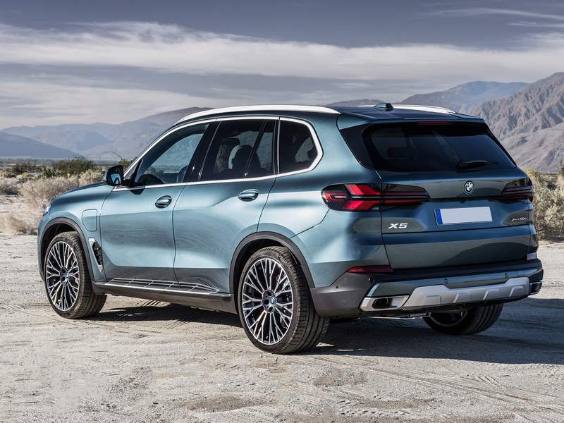Dettagli nuova BMW X5 in vendita a 