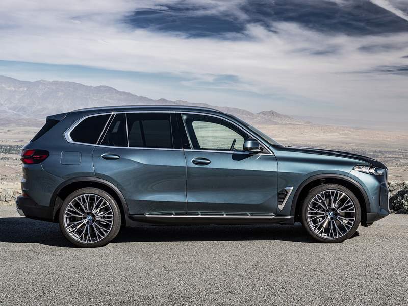 Dettagli nuova BMW X5 in vendita a 