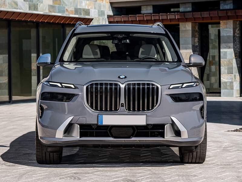 Dettagli nuova BMW X7 in vendita a 