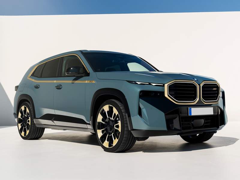 Dettagli nuova BMW XM in vendita a 