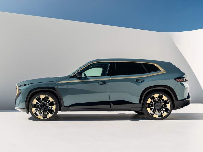 Dettagli nuova BMW XM in vendita a 