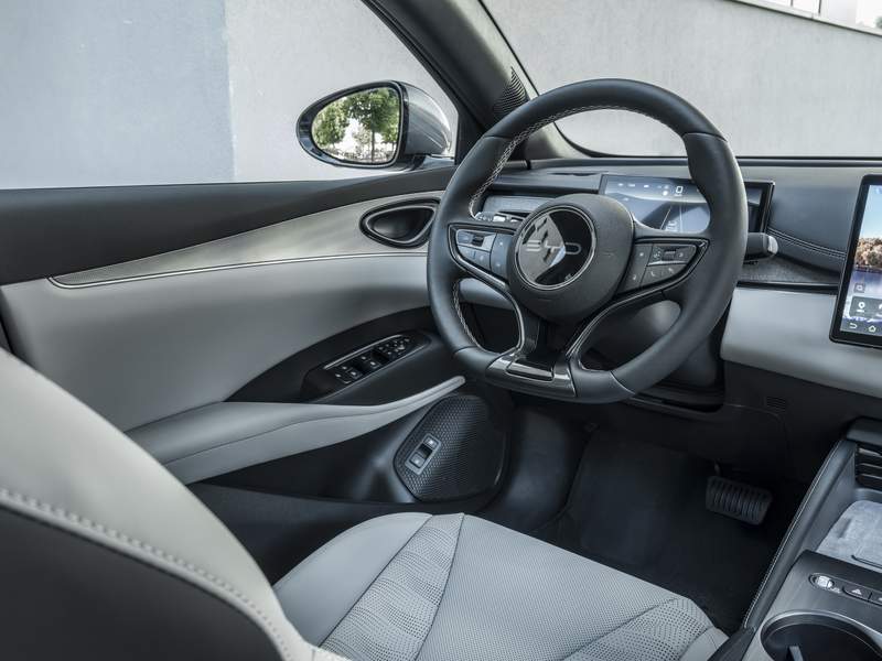 Dettagli nuova BYD Seal 6 DM-i in vendita a Salerno