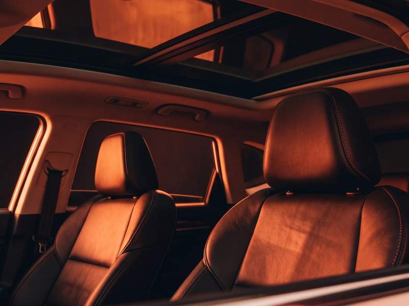DR AUTOMOBILES DR 5 Stilnovo