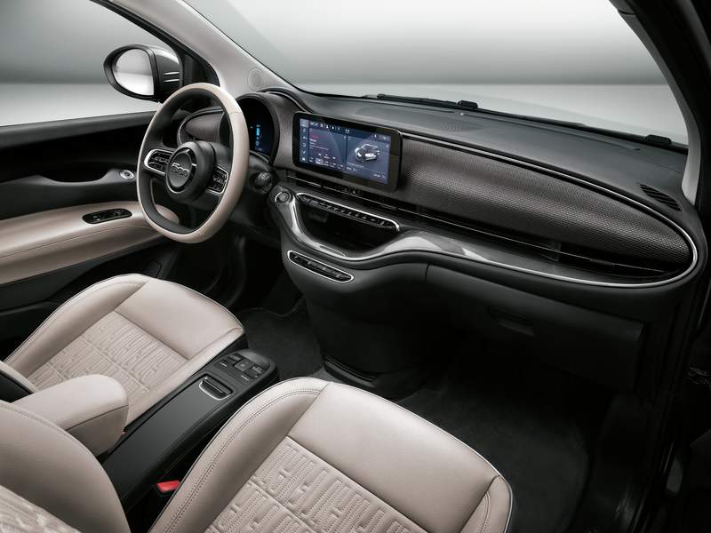 Dettagli nuova FIAT 500C Electric in vendita a MI, PD