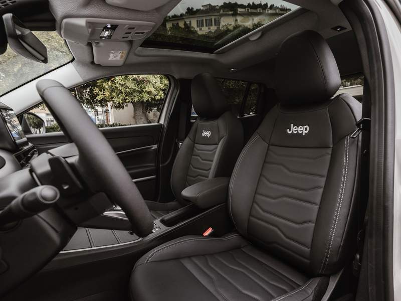 Dettagli nuova Jeep Avenger e-Hybrid in vendita a MI, PD