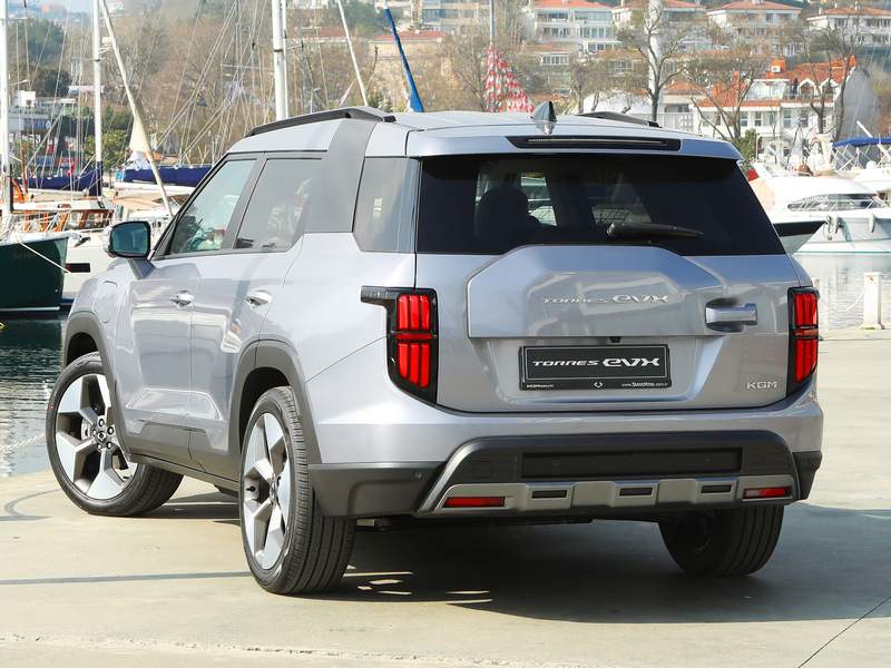 Dettagli nuova KGM Torres EVX in vendita a Teramo